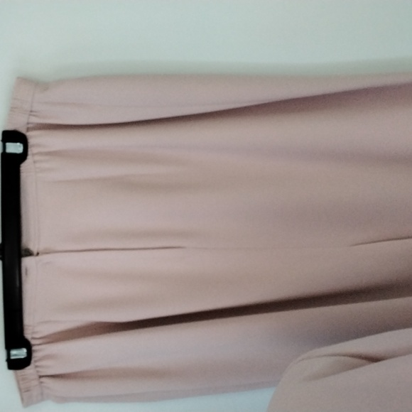 Ladies 2 piece skirt suit - Picture 7 of 12